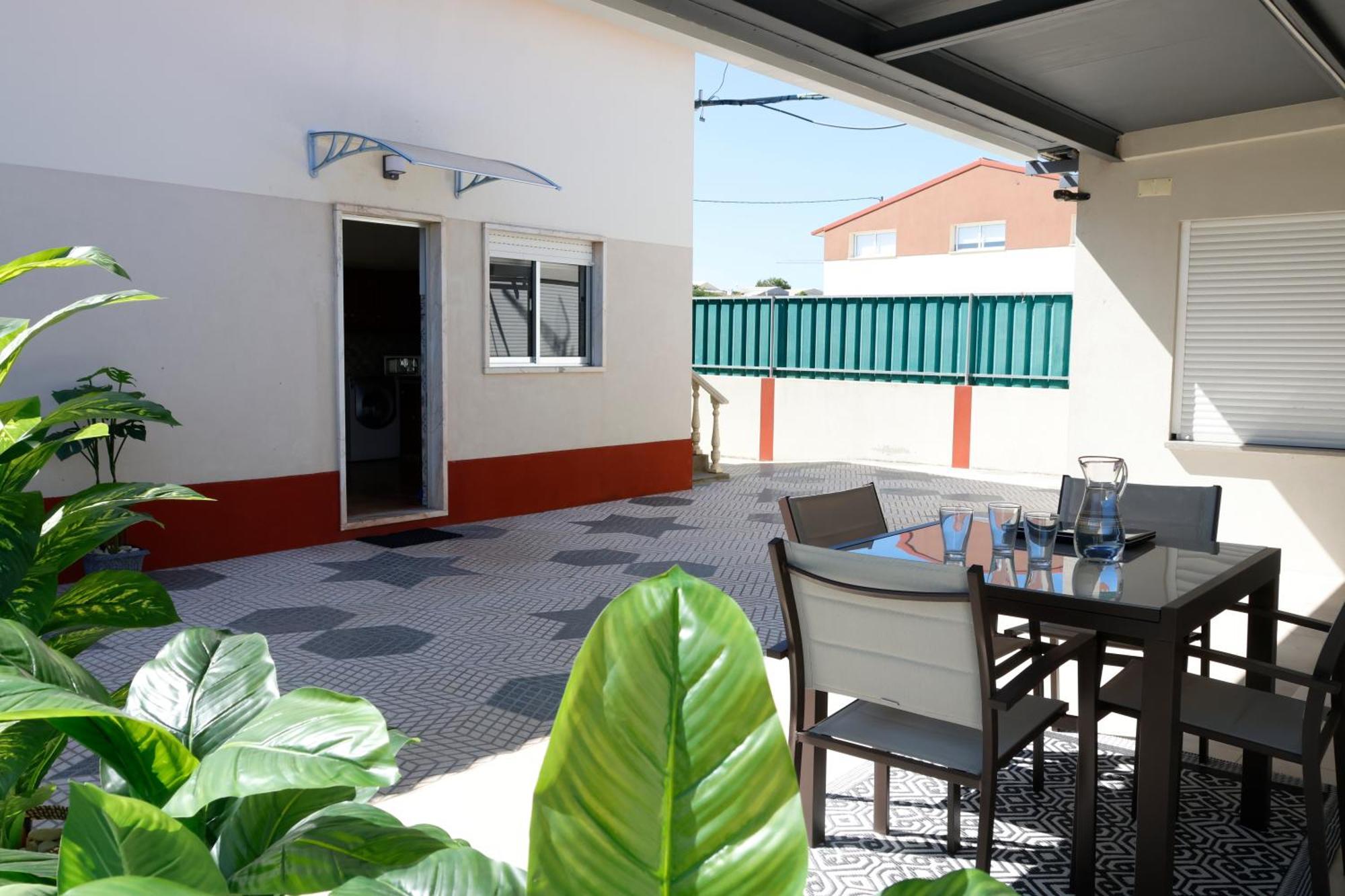 *Private Outdoor Area* 300M-Beach, Swing/No Stairs São Martinho do Porto Exteriér fotografie